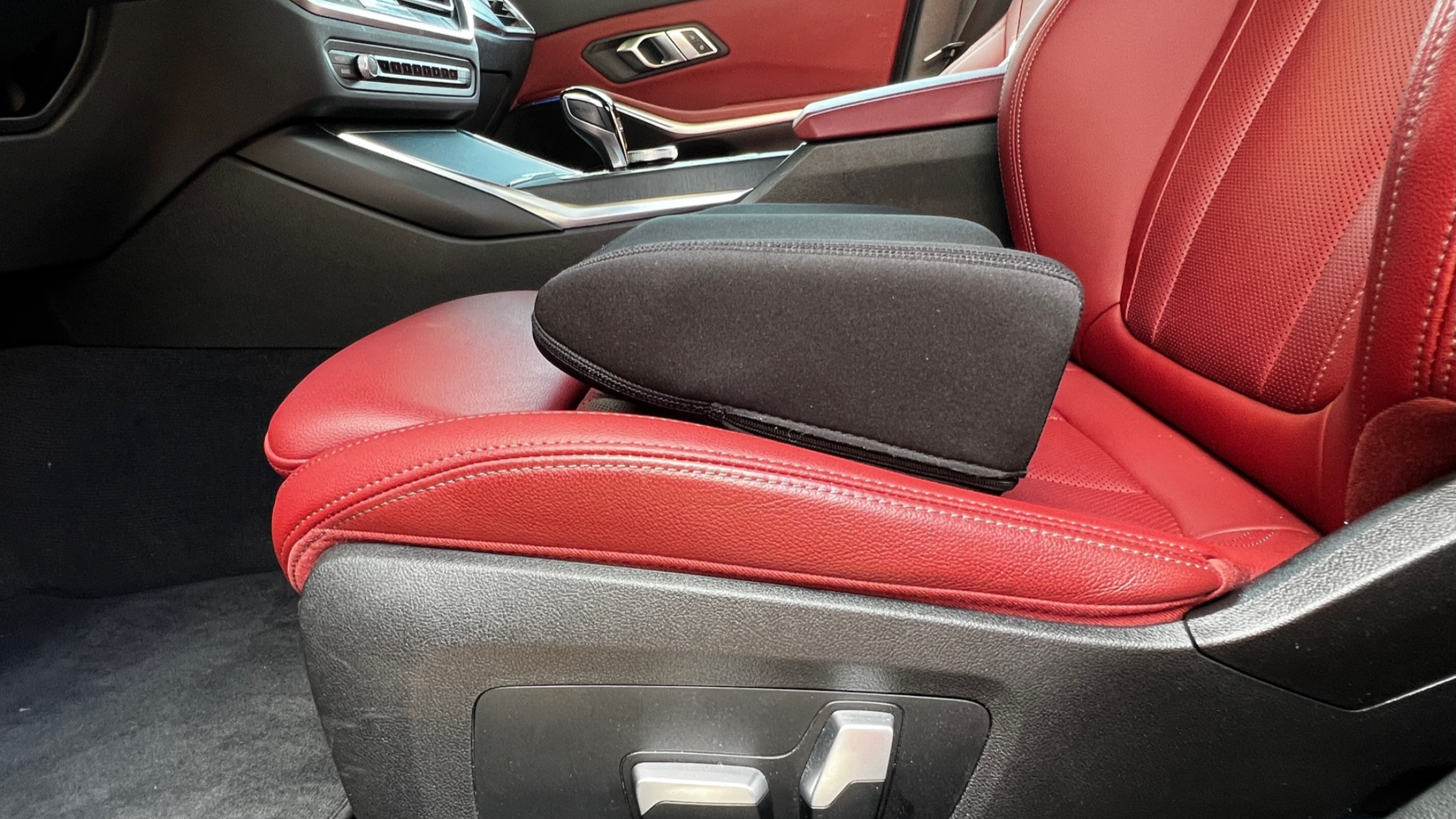 BBL Pillow for Driving: Travel Safely and Comfortably After Surgery